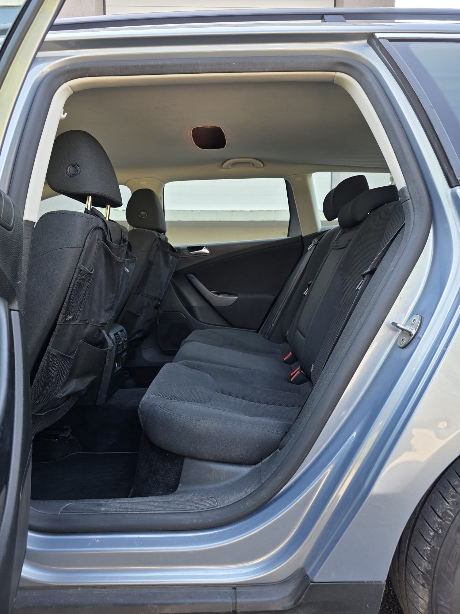 VW Passat Variant 2.0 TDI Highline 4Motion-image-8