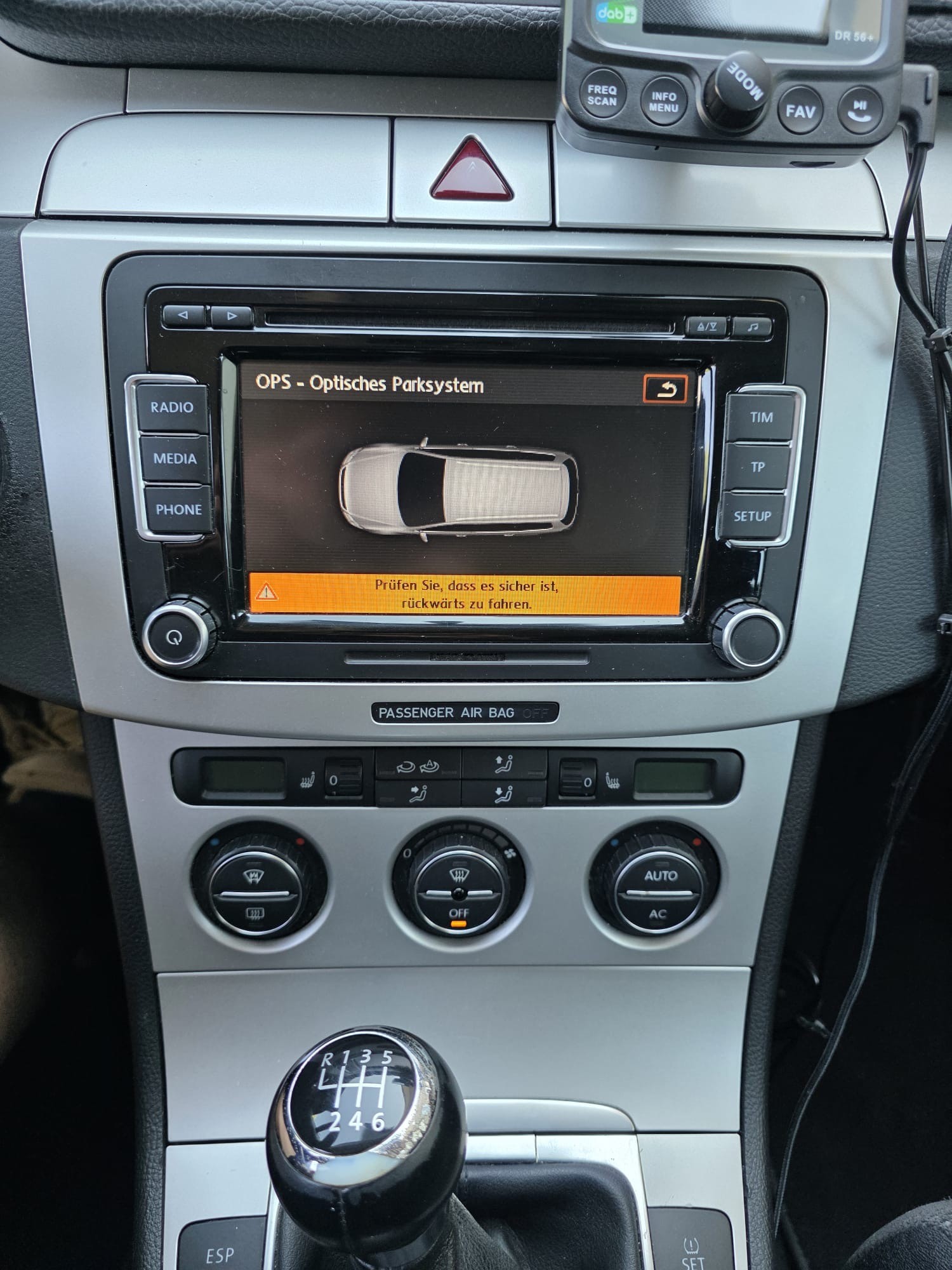 VW Passat Variant 2.0 TDI Highline 4Motion-image-13