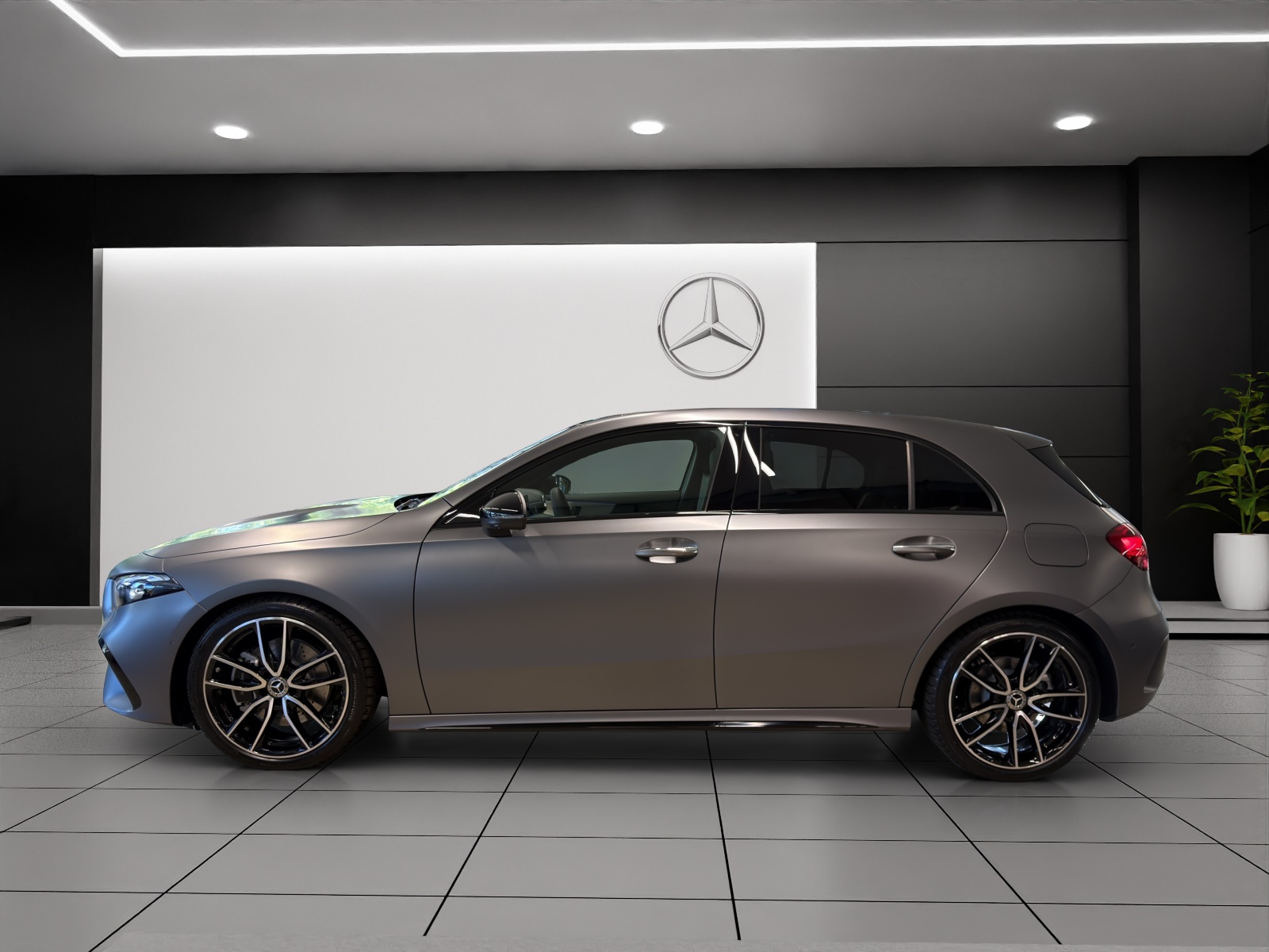 MERCEDES-BENZ A 220 4Matic 8G-DCT-showroom-element-2