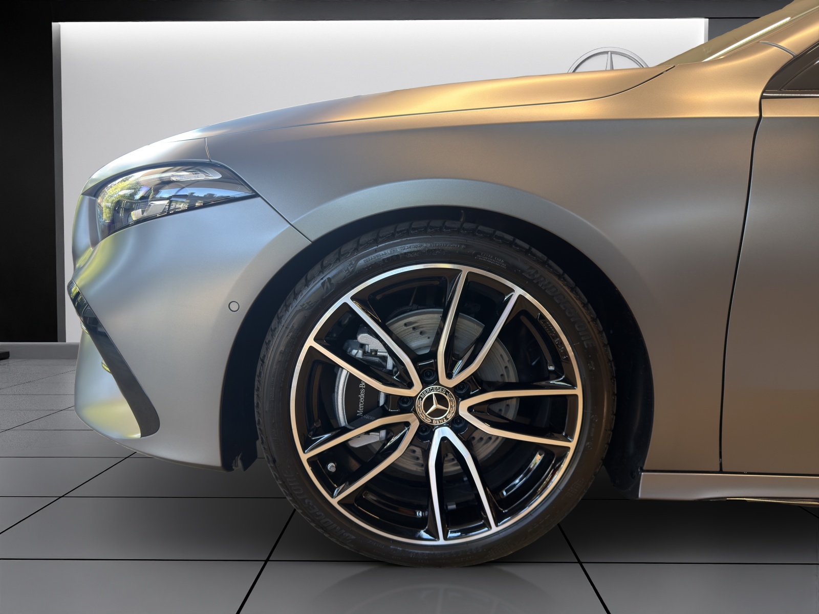 MERCEDES-BENZ A 220 4Matic 8G-DCT-image-6