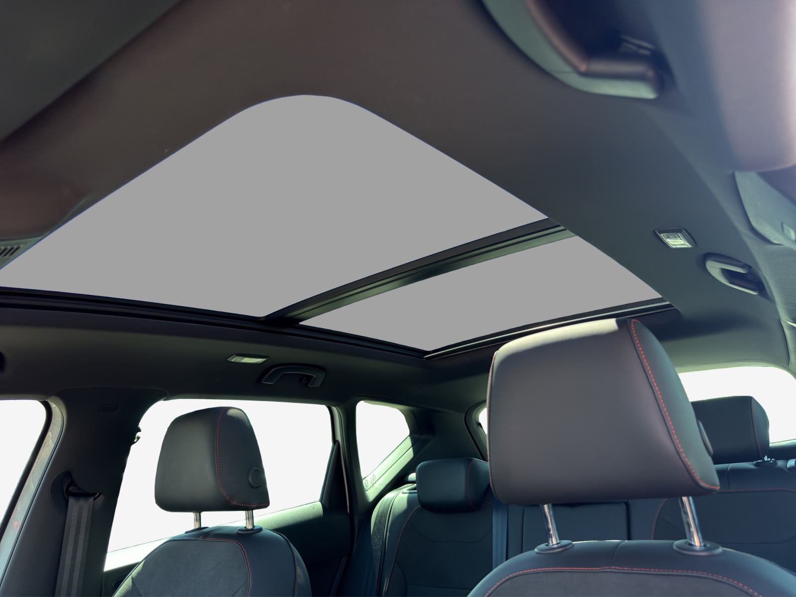 SEAT Ateca 2.0 TSI Hola FR 4Drive DSG-image-14