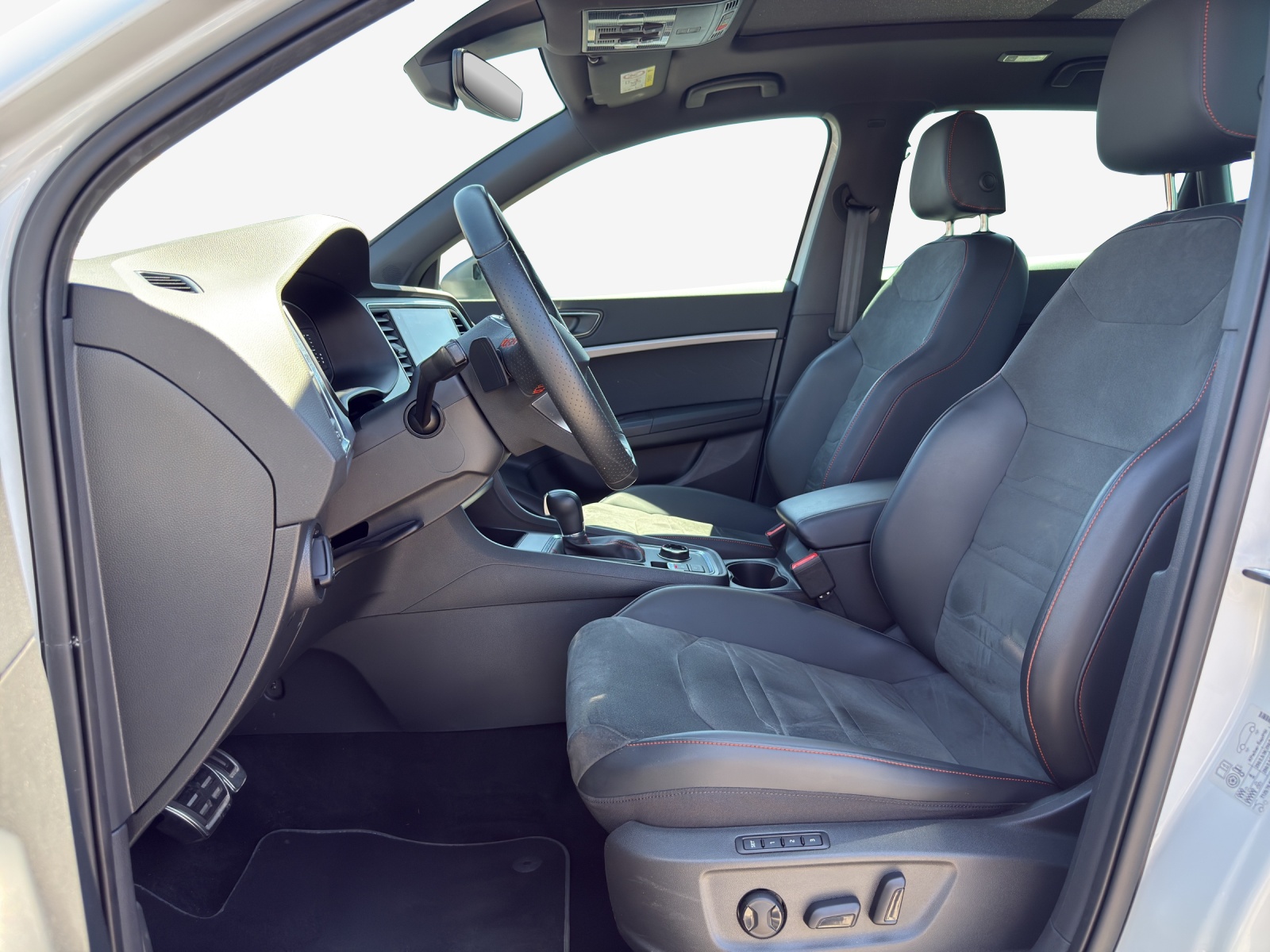 SEAT Ateca 2.0 TSI Hola FR 4Drive DSG-image-7