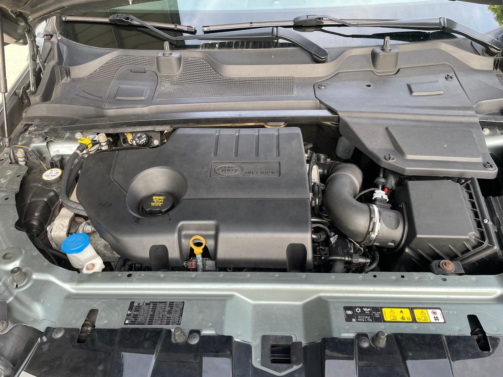 LAND ROVER Discovery Sport 2.0 TD4 HSE Luxury AT9-image-10