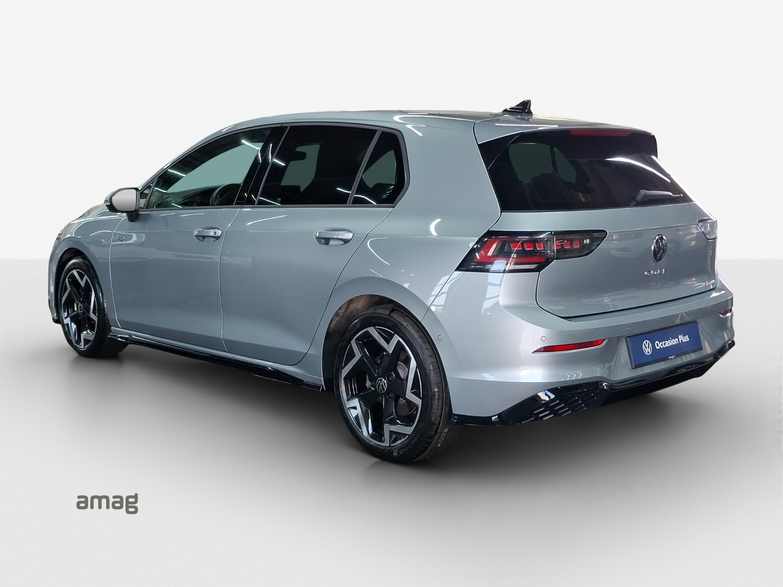 VW Golf 2.0 TSI R-Line DSG 4 Motion-image-2