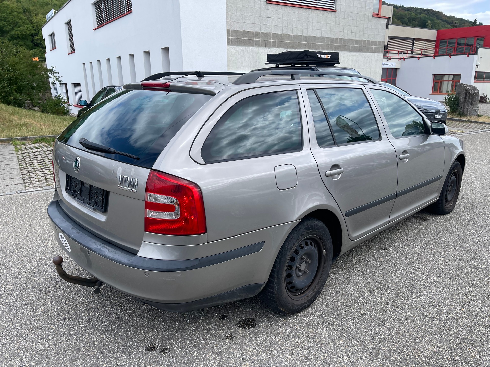 SKODA Octavia 2.0 TDI Ambiente-image-3