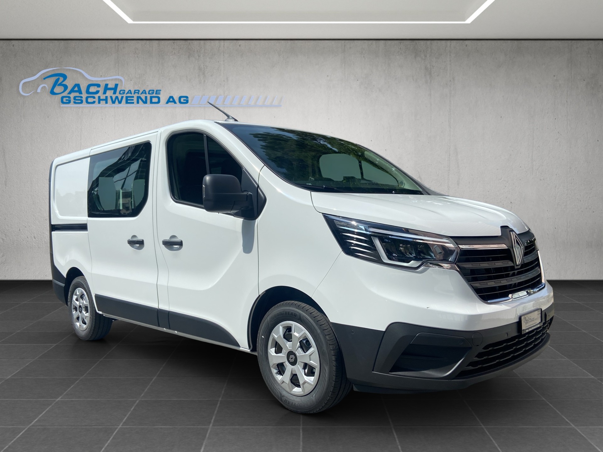 RENAULT Trafic 2.0 Blue dCi 130 Advance L1H1 EN-image-1
