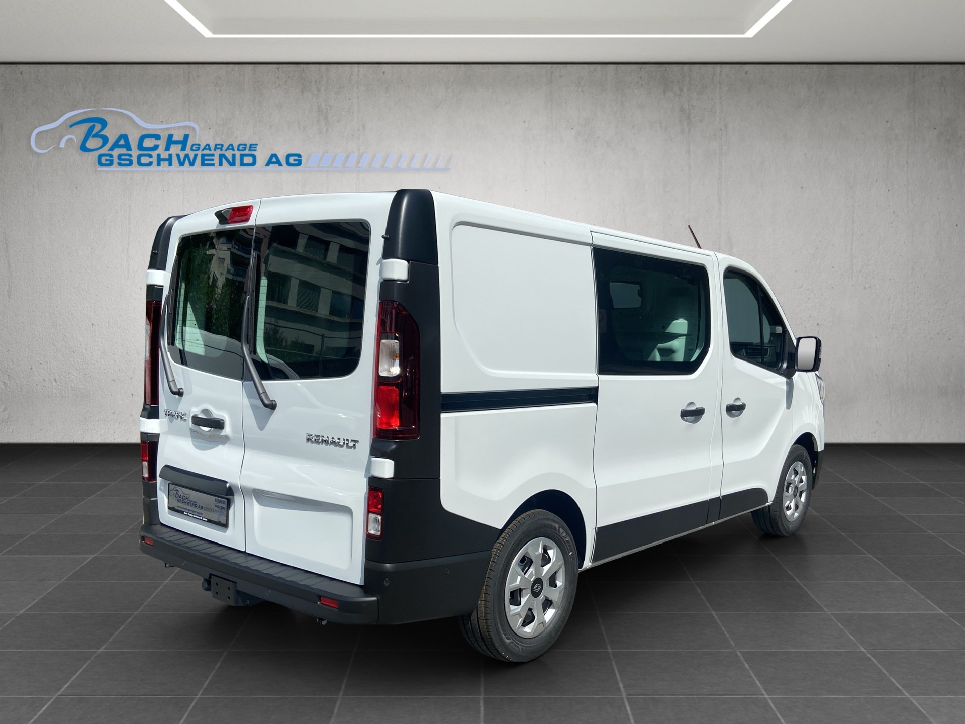 RENAULT Trafic 2.0 Blue dCi 130 Advance L1H1 EN-image-3