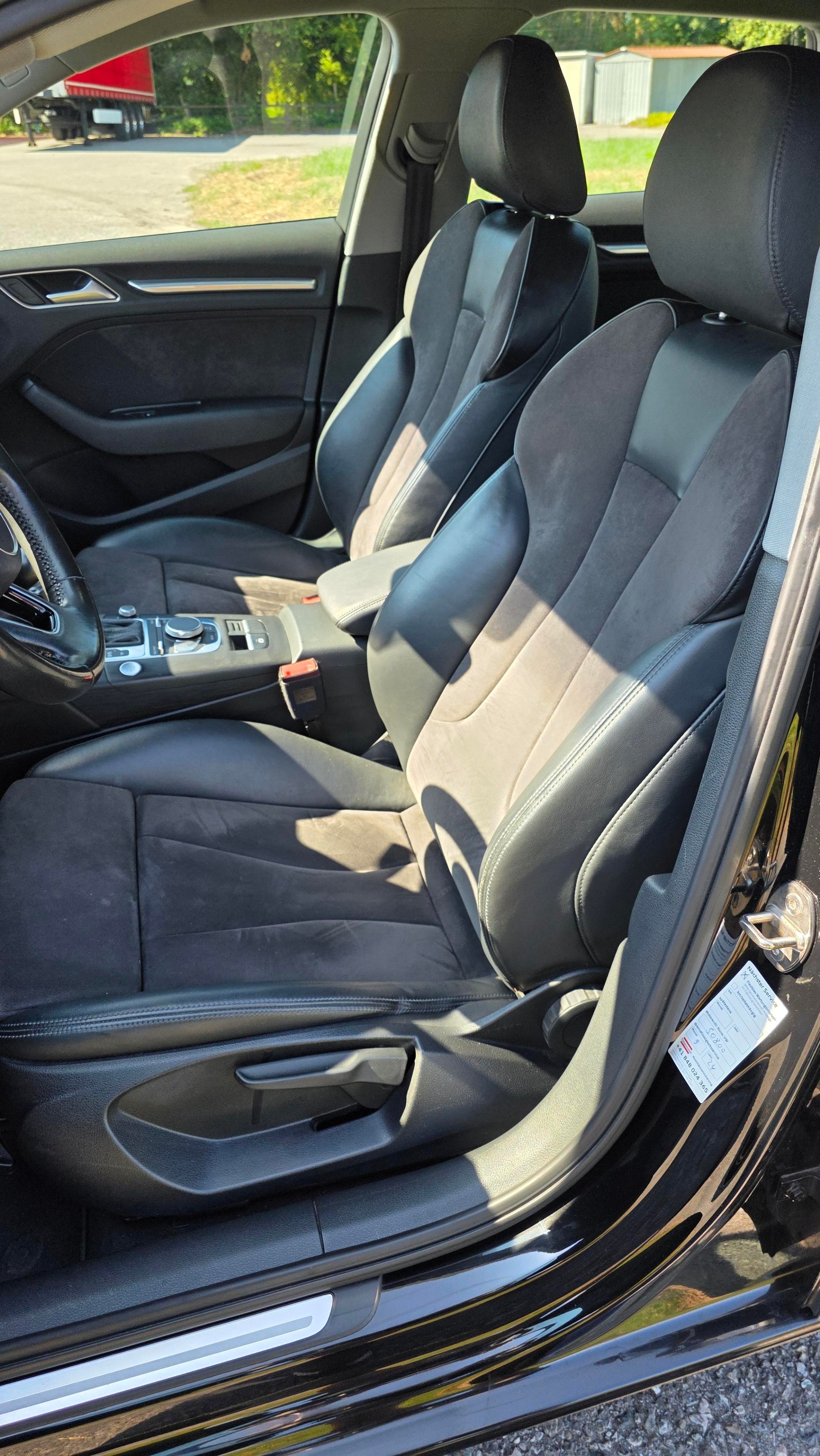 AUDI 2.0 T FSI Sport qu. S-Tronic-image-4