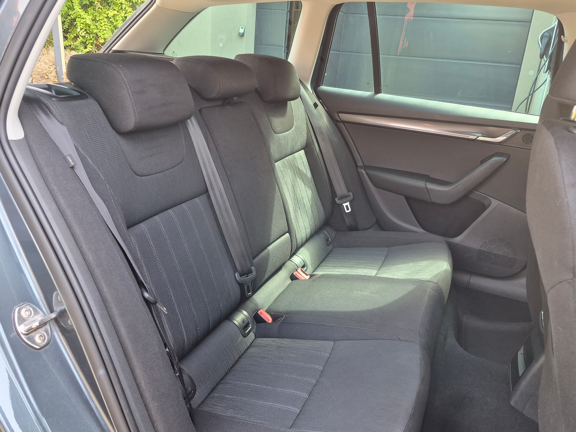 SKODA Combi 2.0 TSI Style 4x4 DSG-image-11
