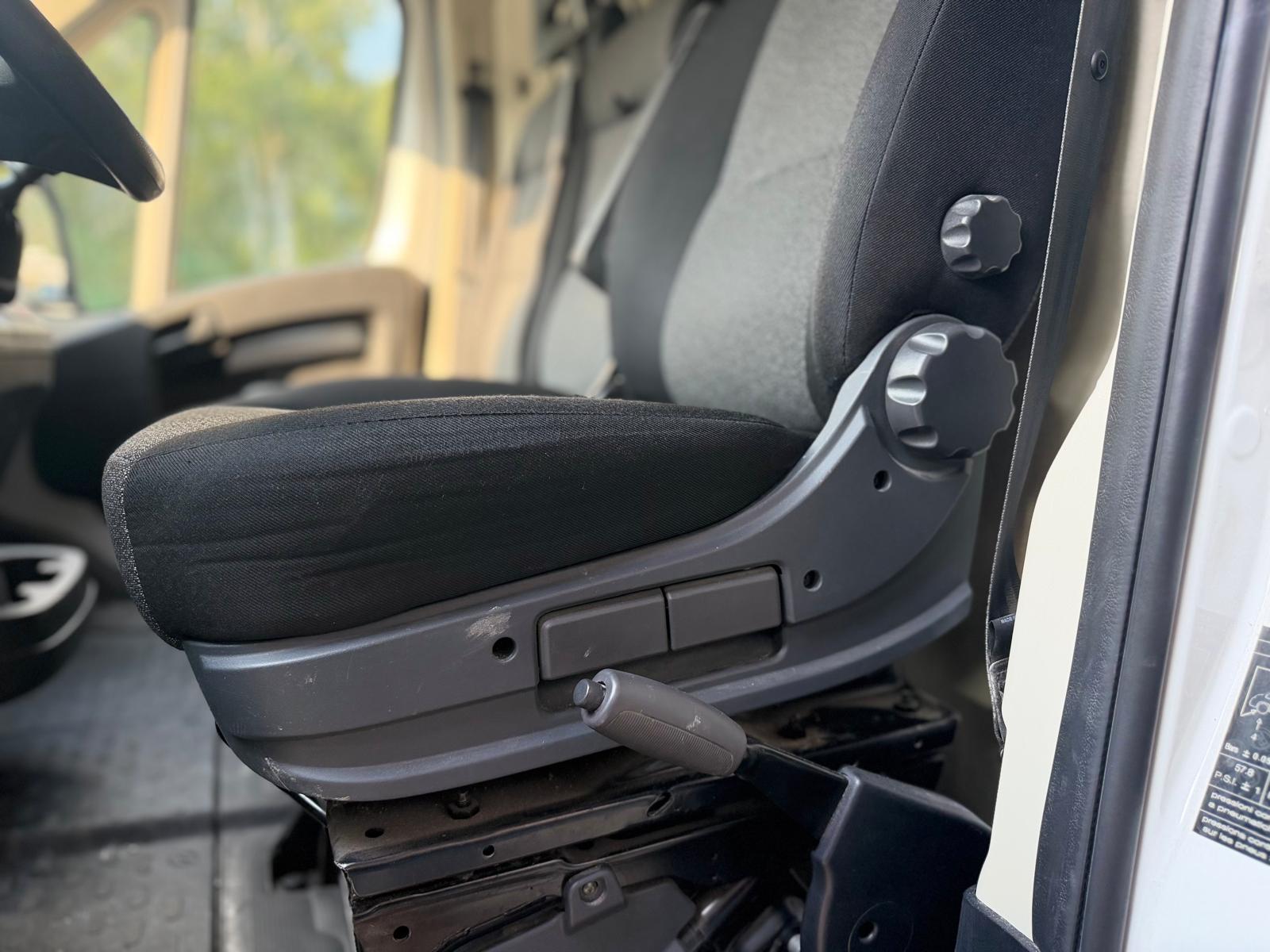 FIAT Ducato 30 2.3 MJ-image-10