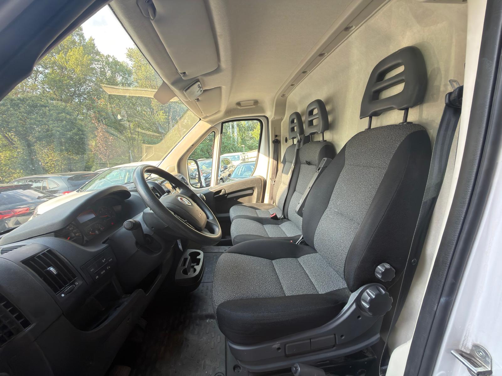 FIAT Ducato 30 2.3 MJ-image-9