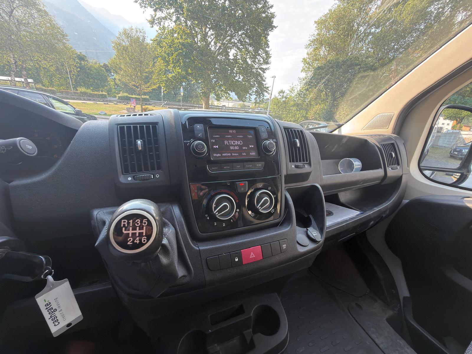 FIAT Ducato 30 2.3 MJ-image-14