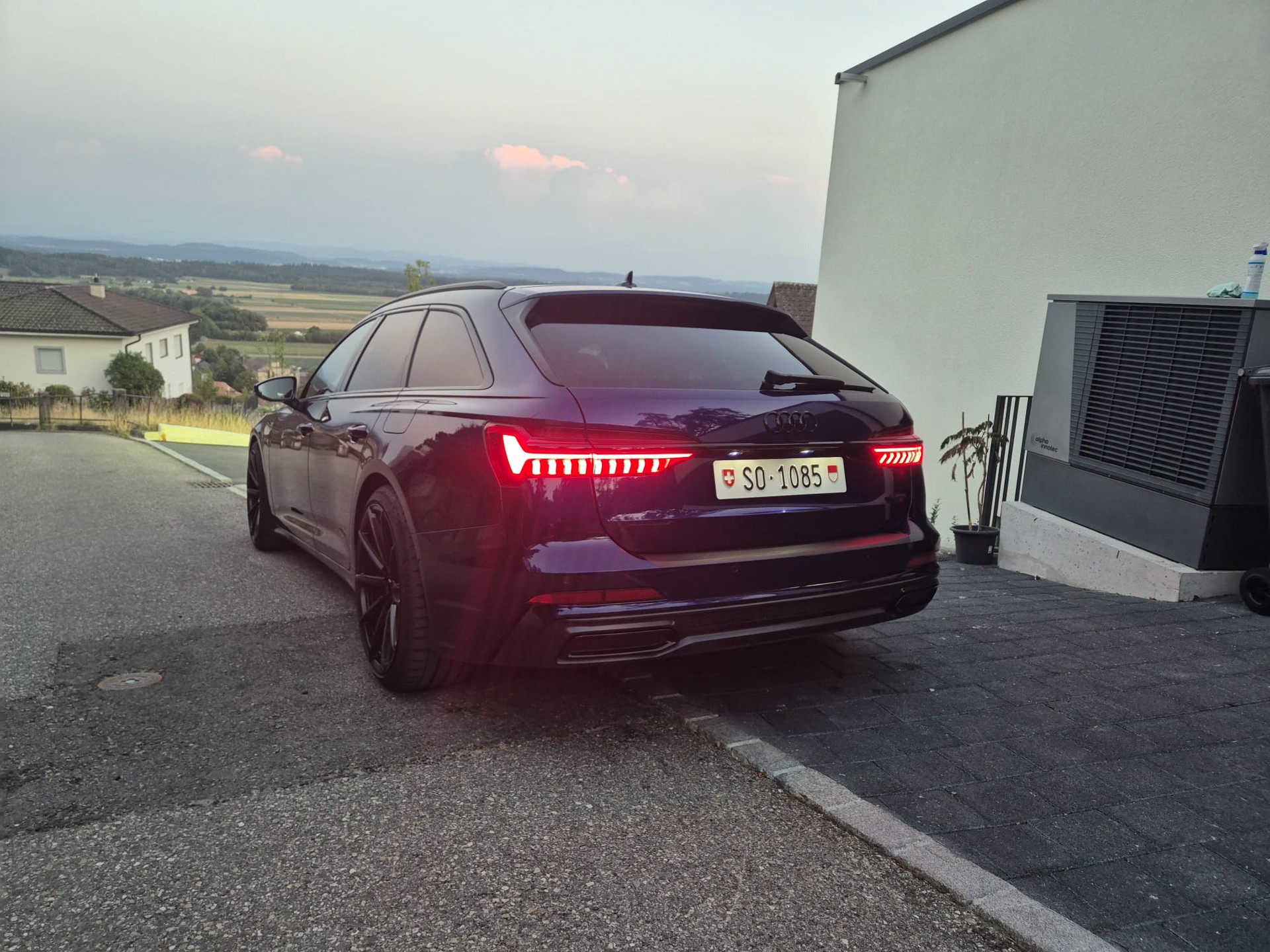 AUDI 2.0 55 TFSI e Sport quattro S-Tronic-image-3