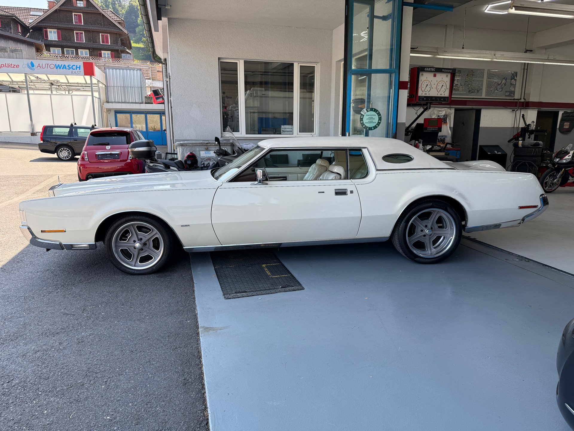 LINCOLN MARK IV-image-0