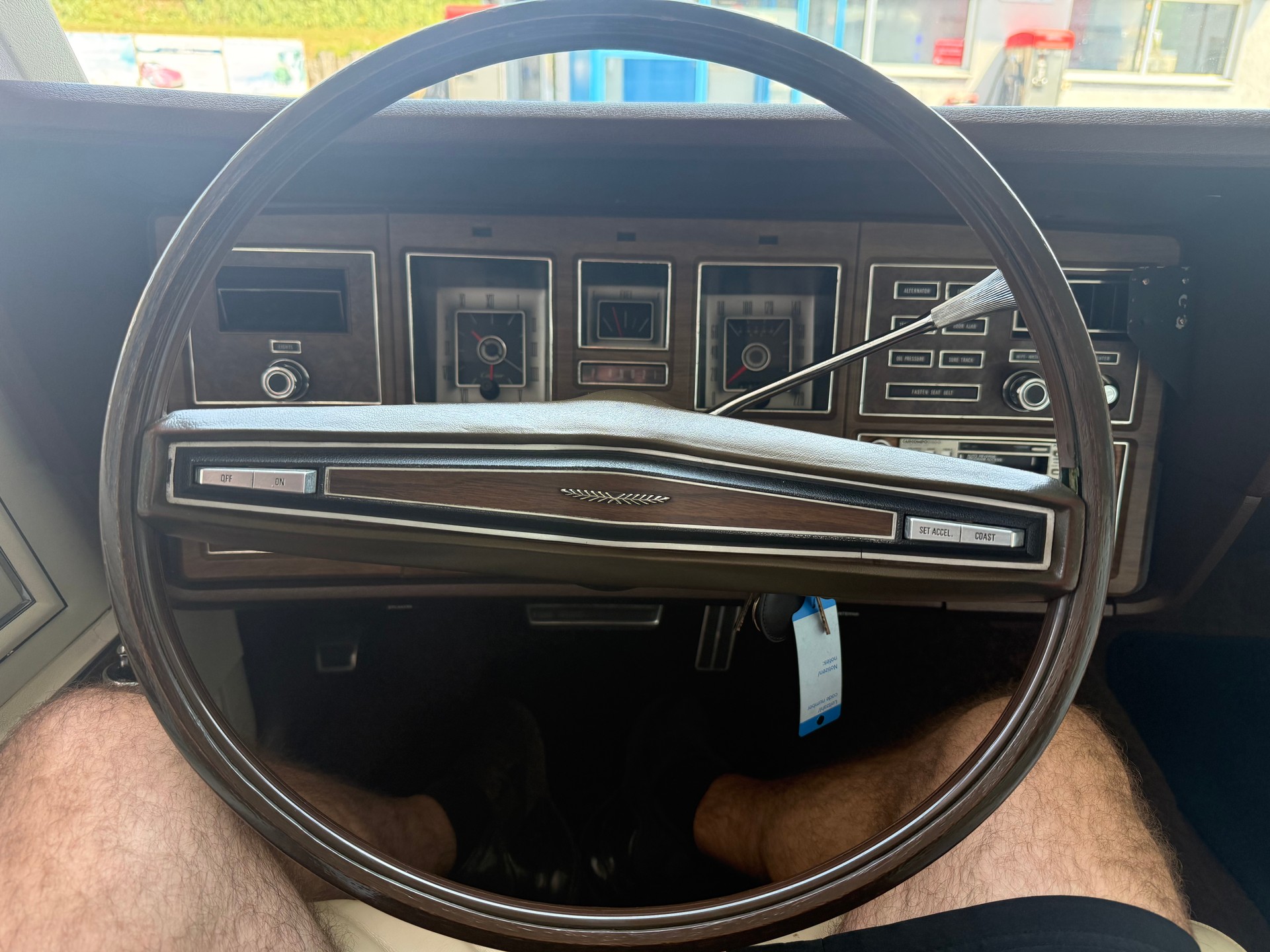 LINCOLN MARK IV-image-11