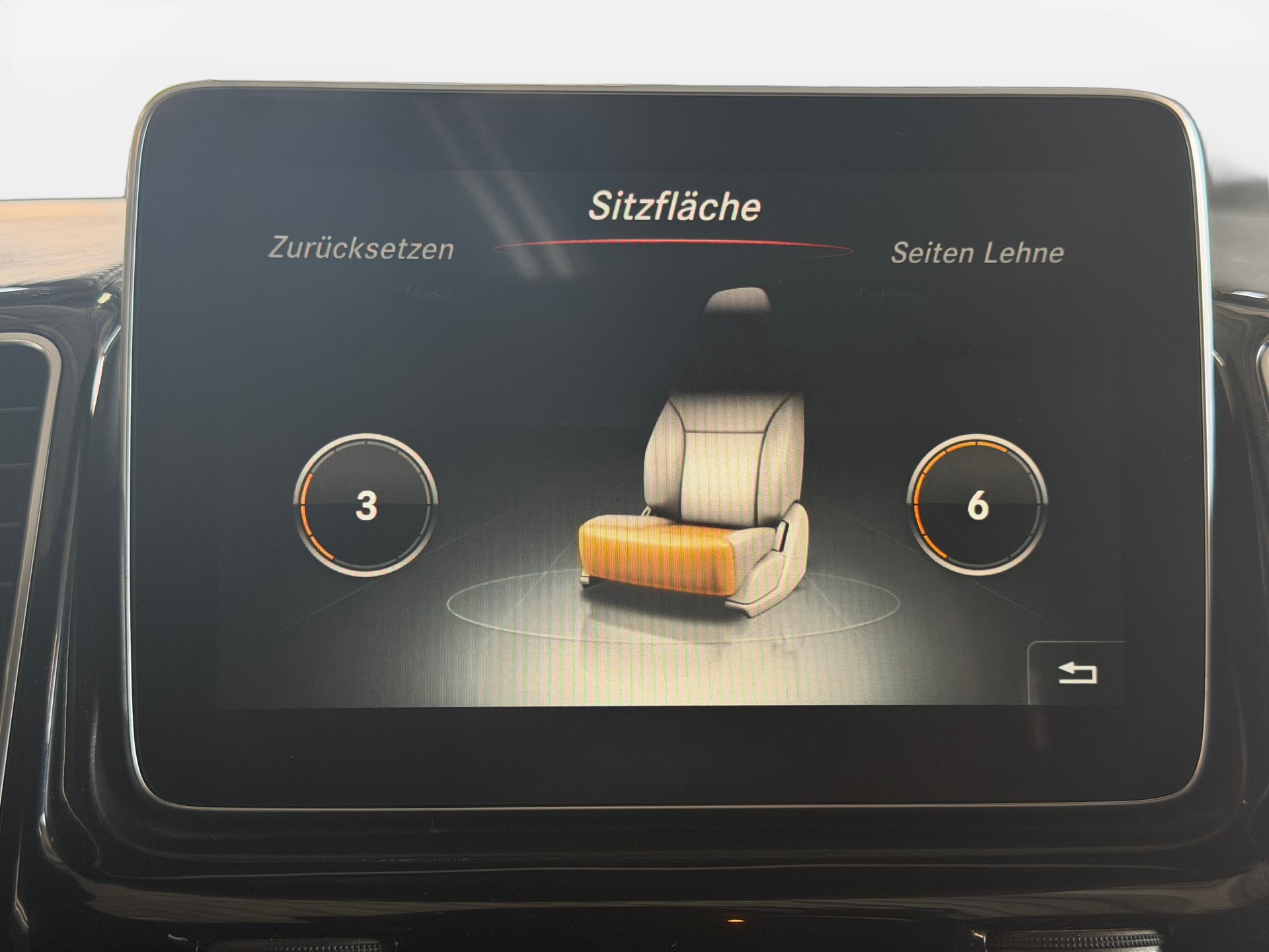 MERCEDES-BENZ GLE 63 S AMG 4Matic Speedshift Plus 7G-Tronic | MFK 02.2025 | AMG Performance | AHK 3t. | Pano Dach-image-23