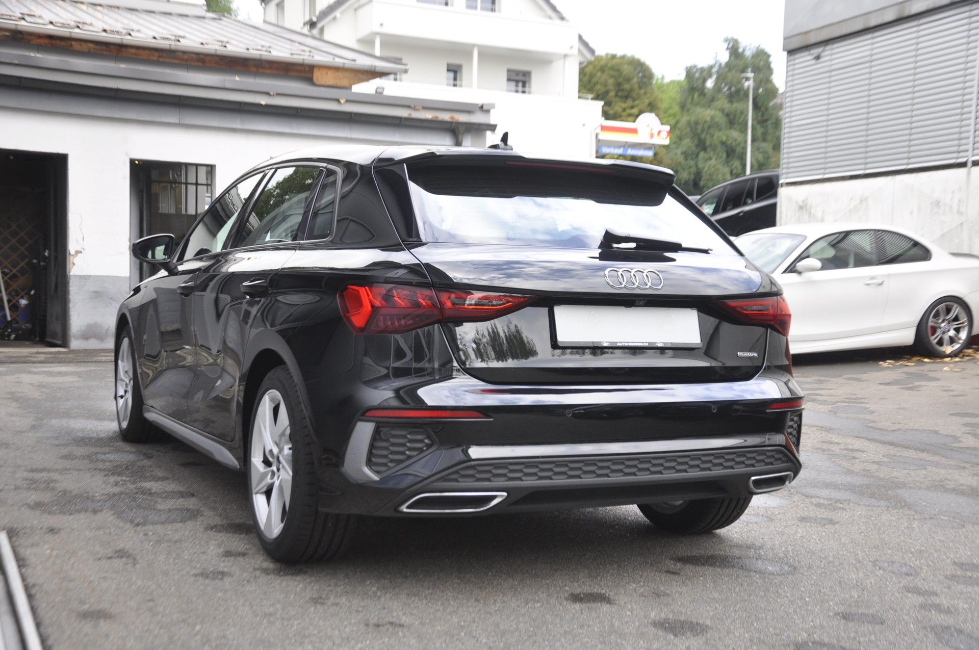 AUDI A3 Sportback 40 TDI S line S-tronic quattro-image-15