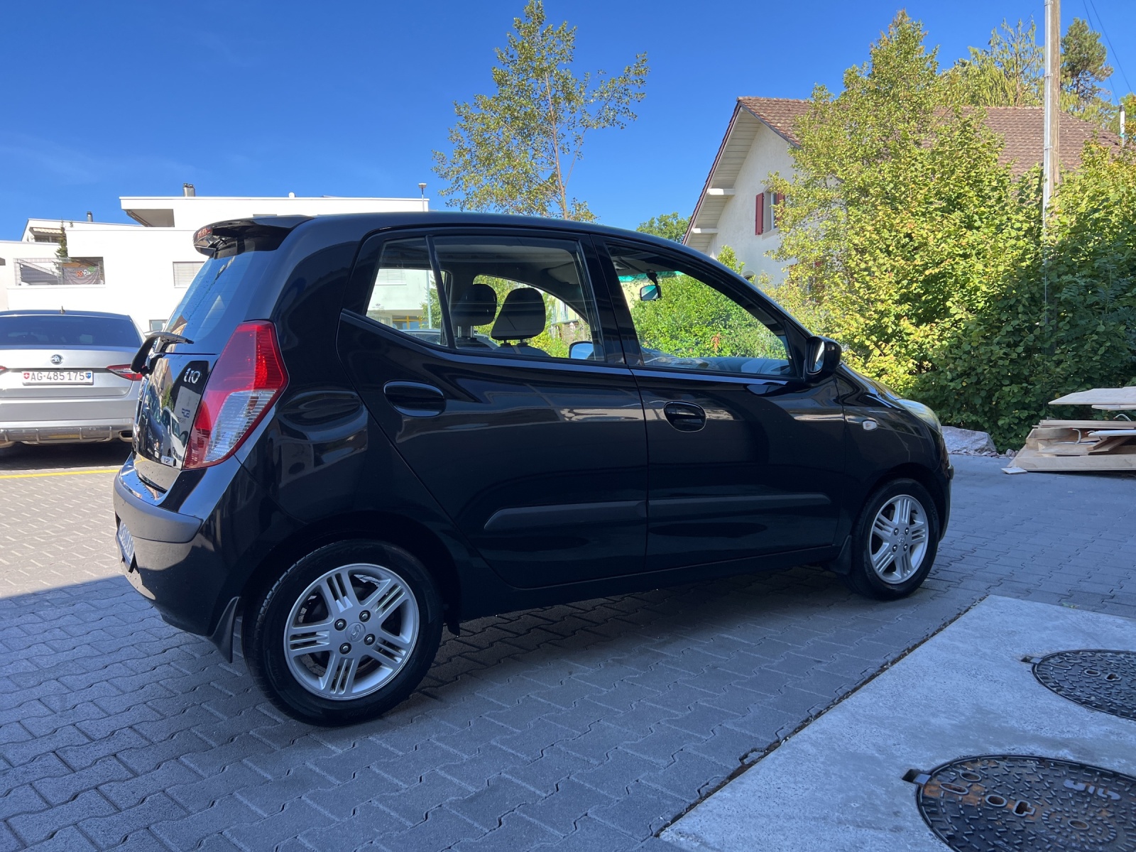 HYUNDAI i10 1.2 Style Automatic-image-3