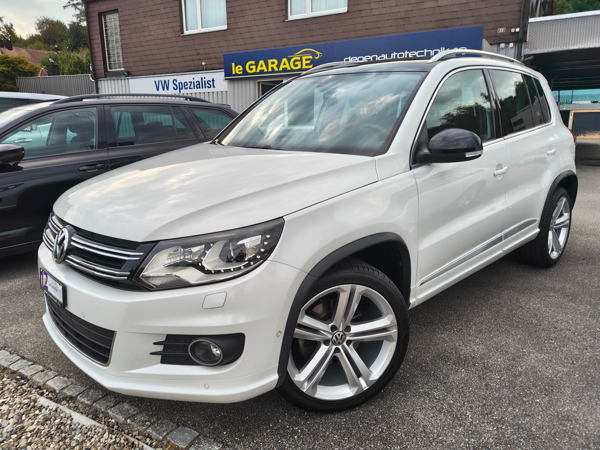 VW Tiguan 2.0 TDI Sport&Style 4Motion DSG-image-0