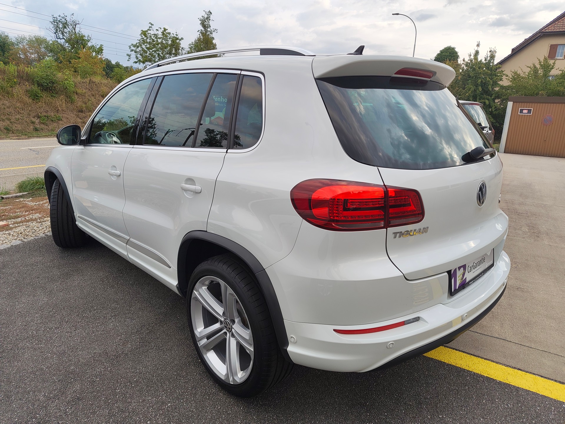 VW Tiguan 2.0 TDI Sport&Style 4Motion DSG-image-1