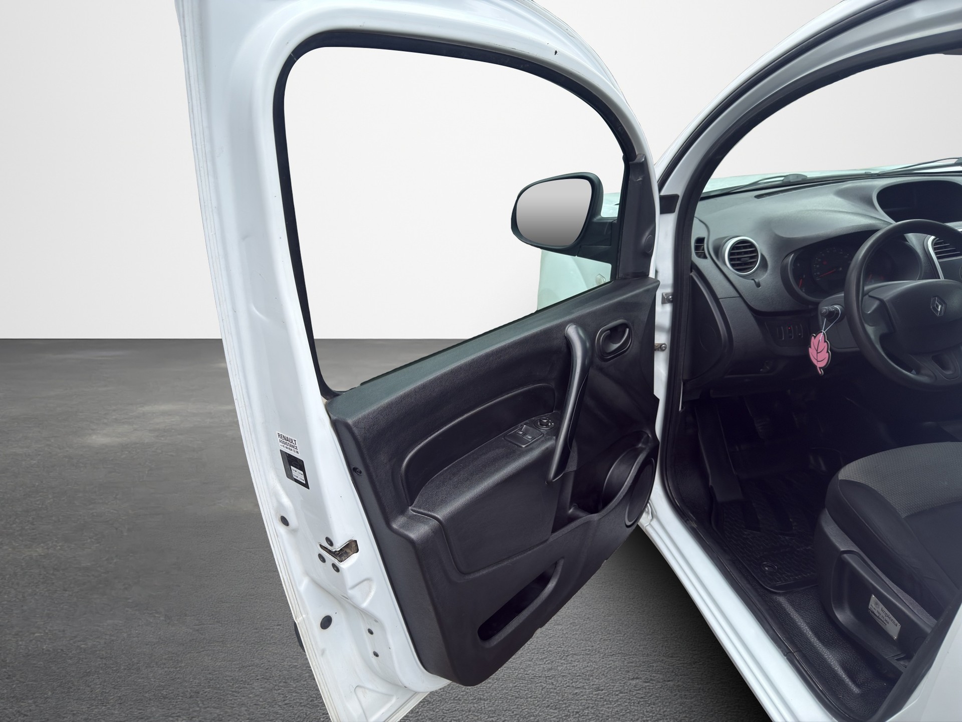 RENAULT Kangoo Medium dCi 110 ENERGY Business-image-12