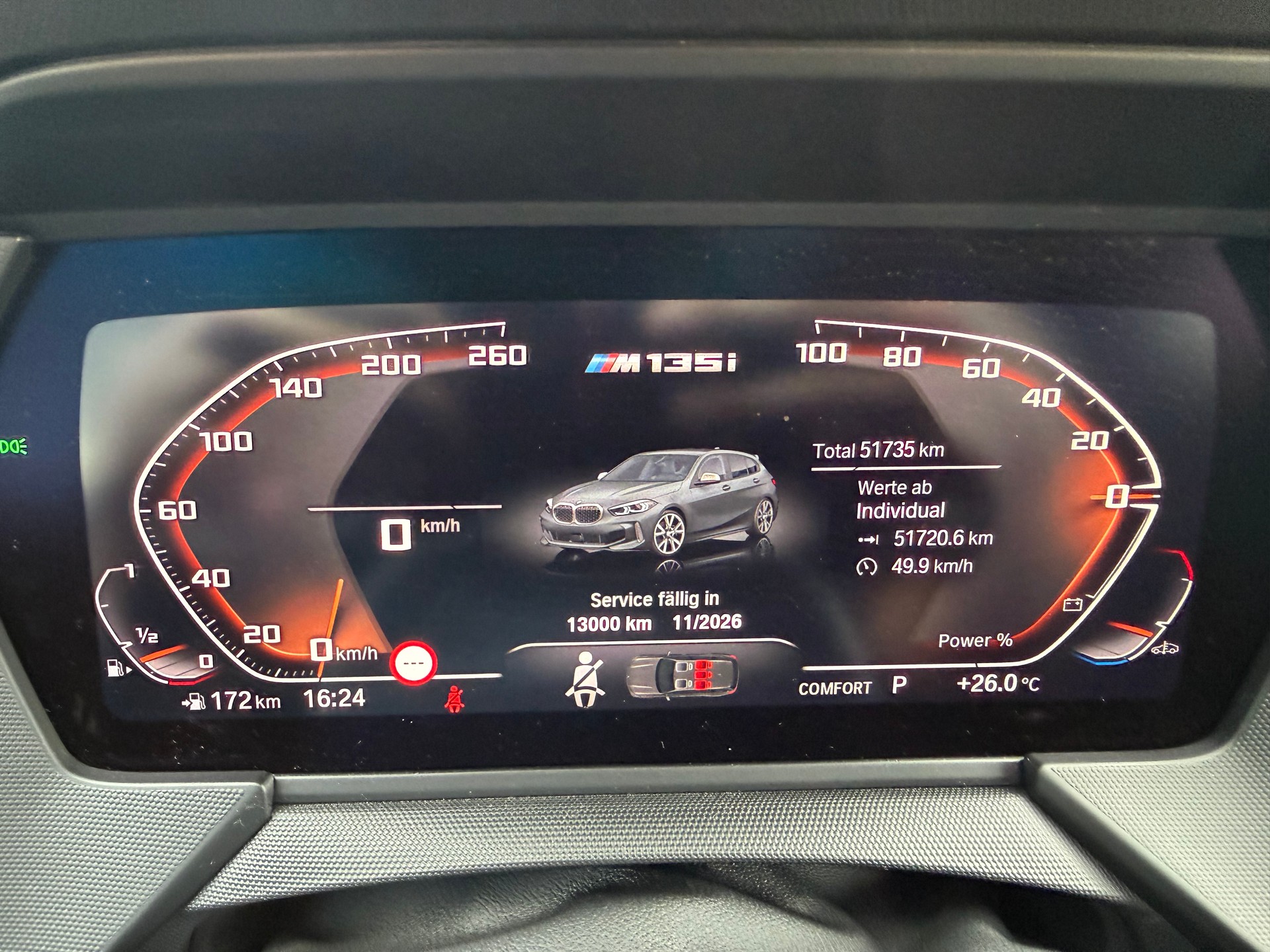 BMW M135i xDrive Steptronic-image-27