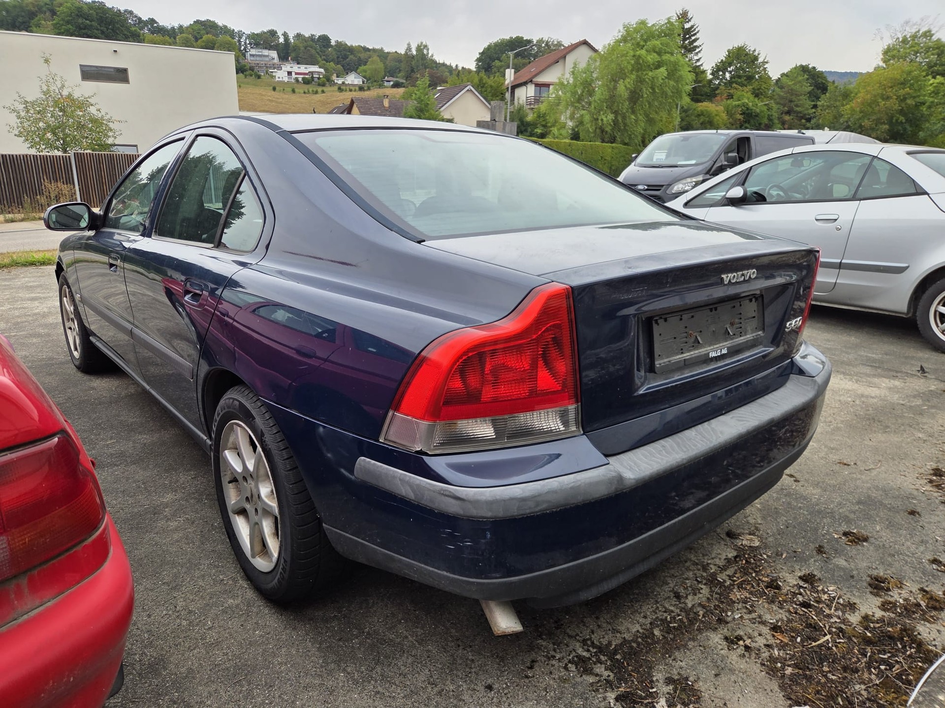 VOLVO S60 2.4T-showroom-element-2