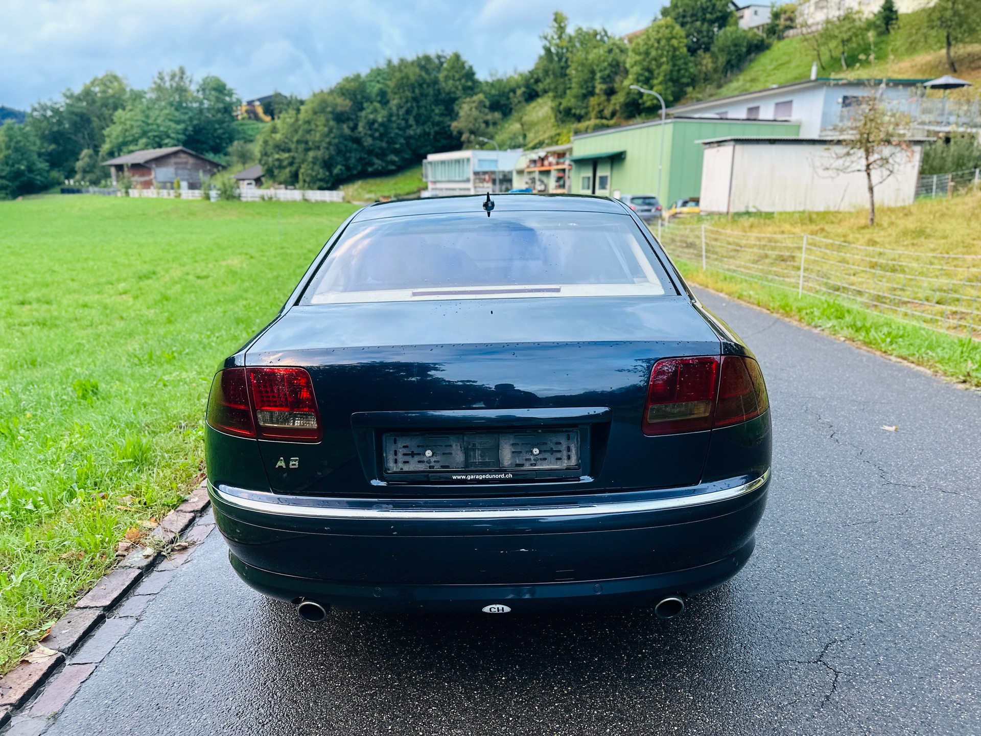 AUDI A8 4.2 FSI quattro tiptronic-image-9