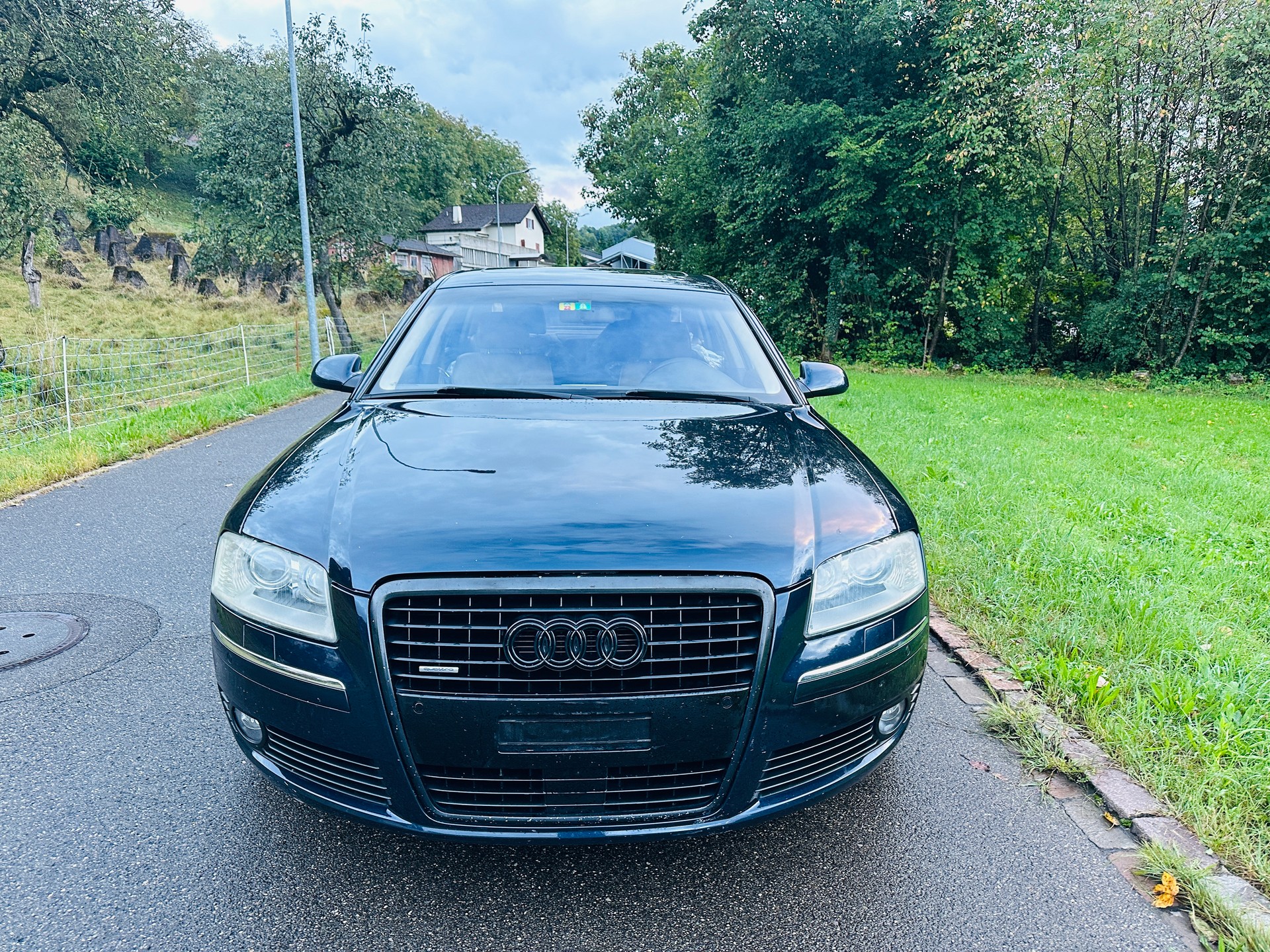 AUDI A8 4.2 FSI quattro tiptronic-image-0