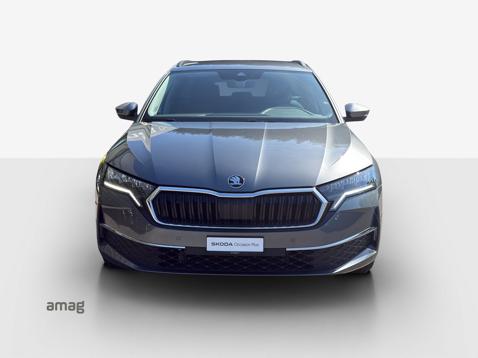 SKODA Octavia Combi 2.0 TDI DSG Selection-image-6