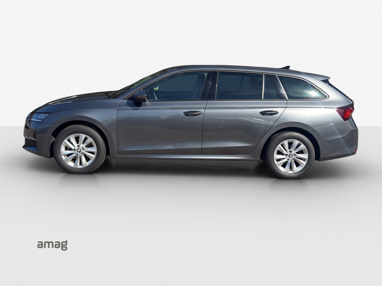 SKODA Octavia Combi 2.0 TDI DSG Selection-image-1