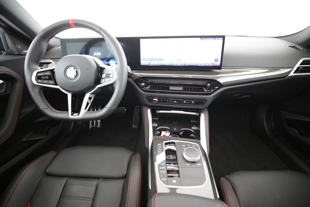 BMW M240i xDrive Coupé-image-4