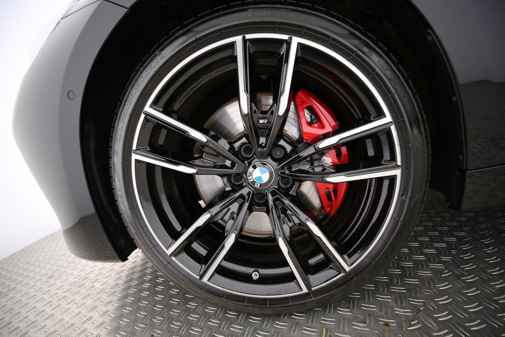 BMW M240i xDrive Coupé-image-8