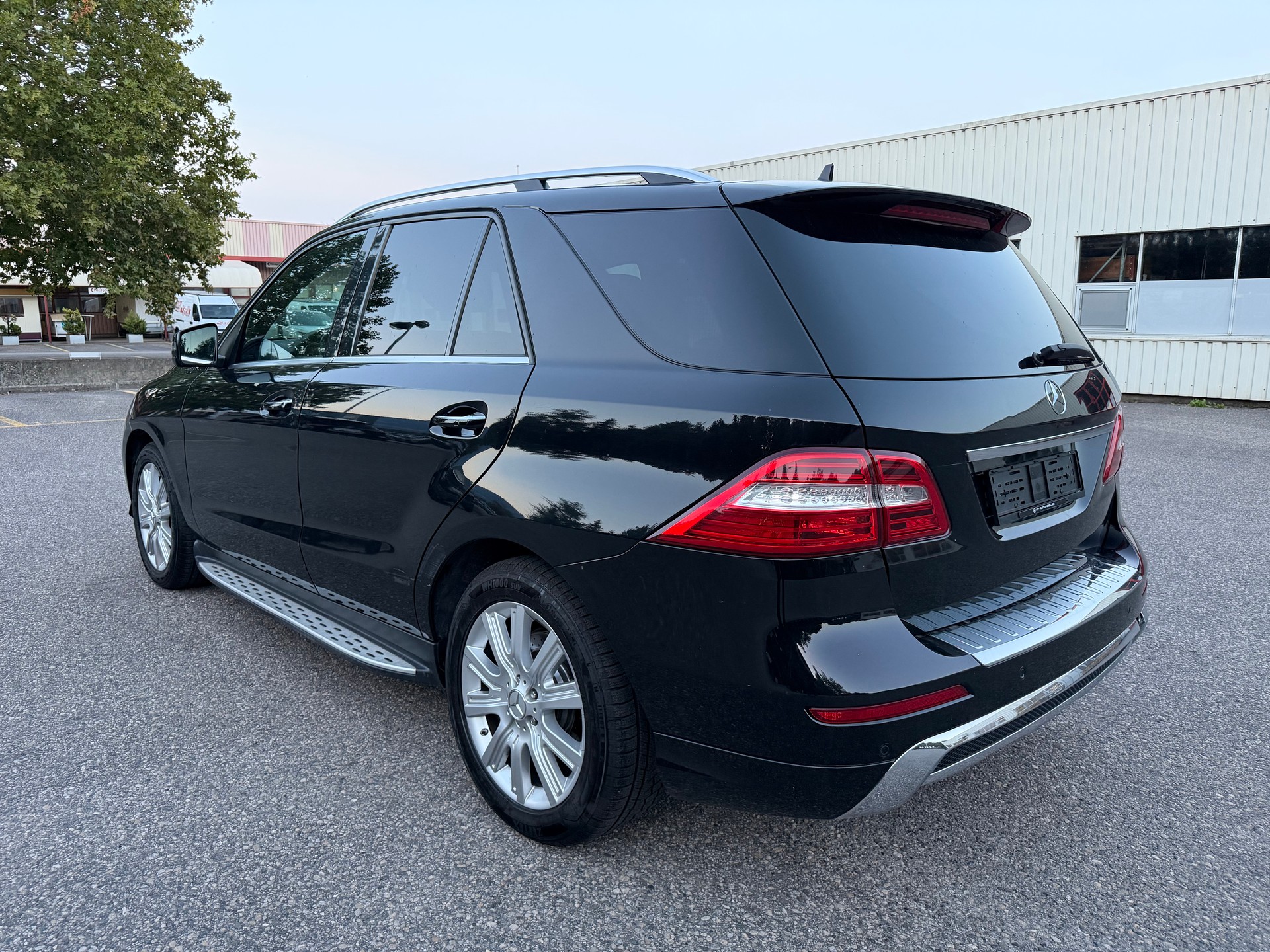 MERCEDES-BENZ ML 350 BlueTEC Executive 4Matic 7G-Tronic-image-4