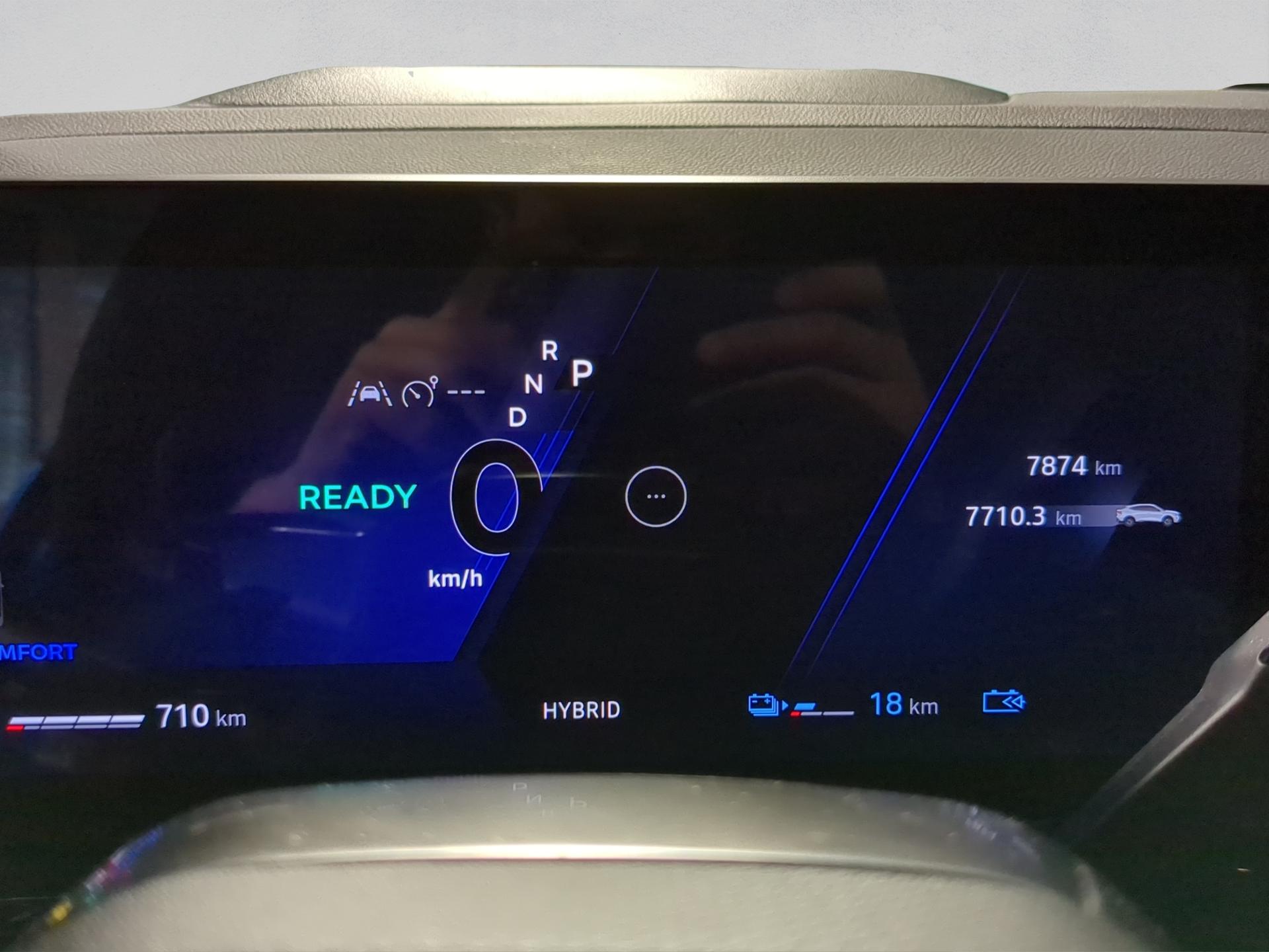 RENAULT Rafale 1.2 E-Tech Plug-in Hybrid 300 4x4 Atelier Alpine-image-10