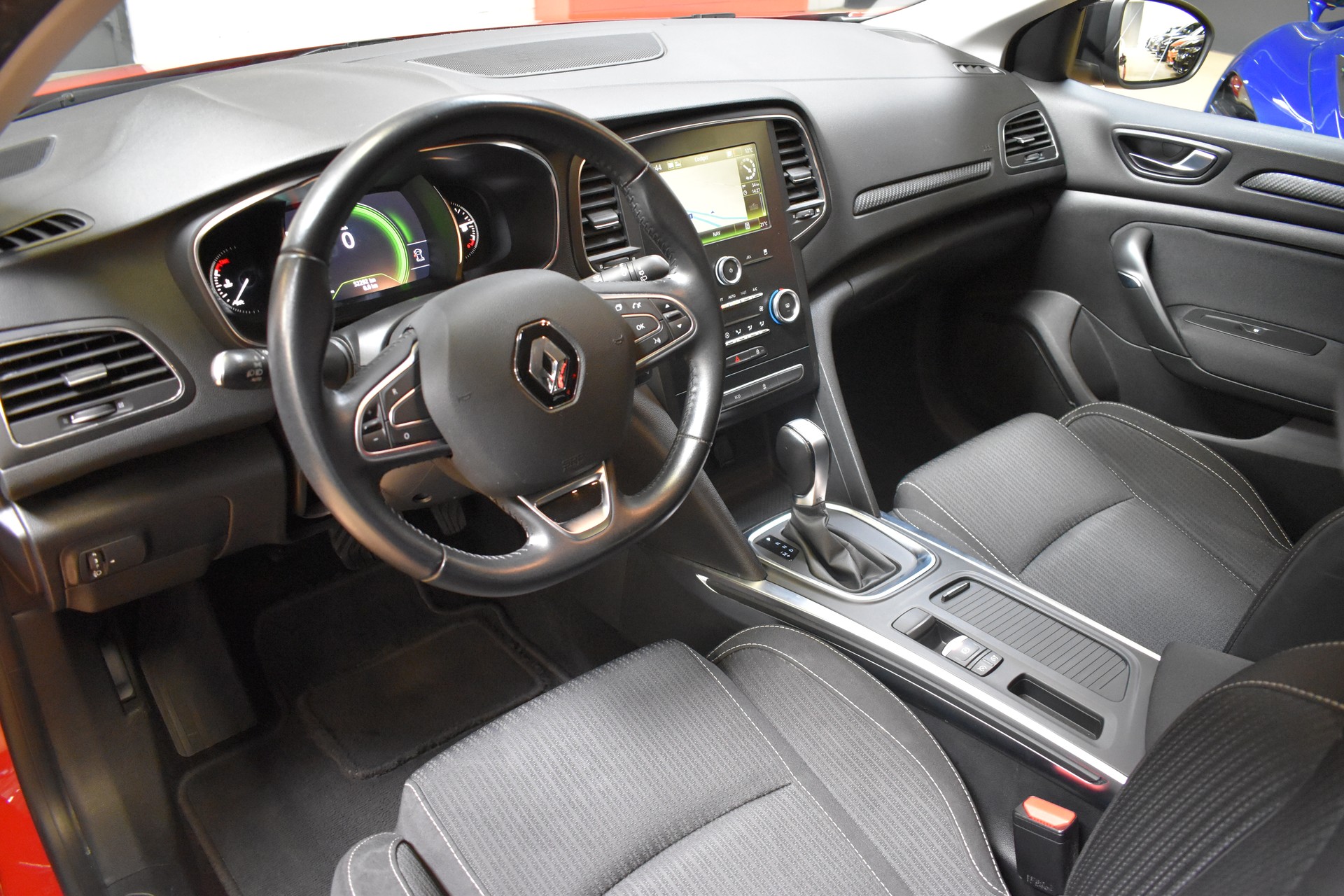 RENAULT Mégane Grandtour 1.5 dCi Business EDC-image-13