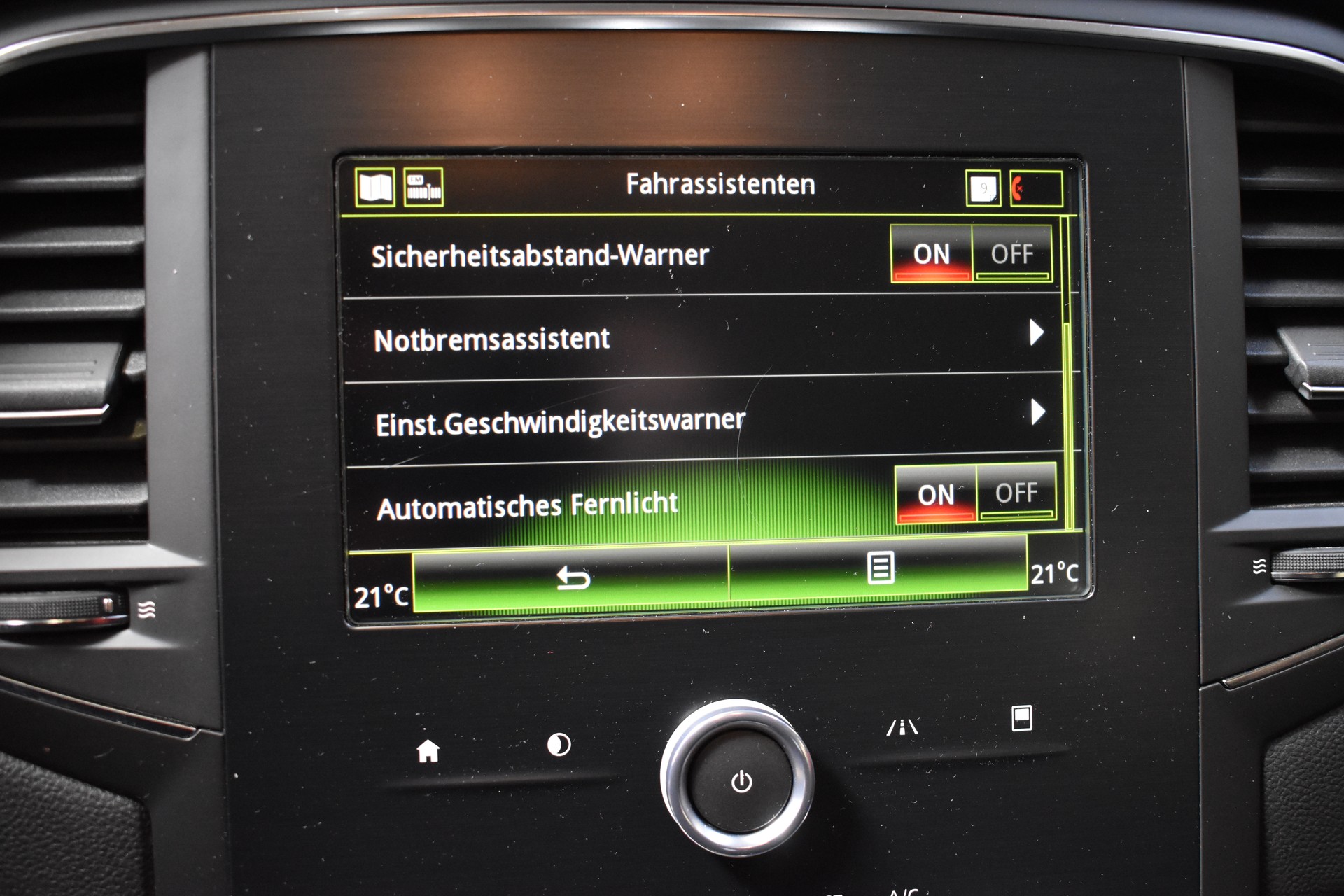 RENAULT Mégane Grandtour 1.5 dCi Business EDC-image-23