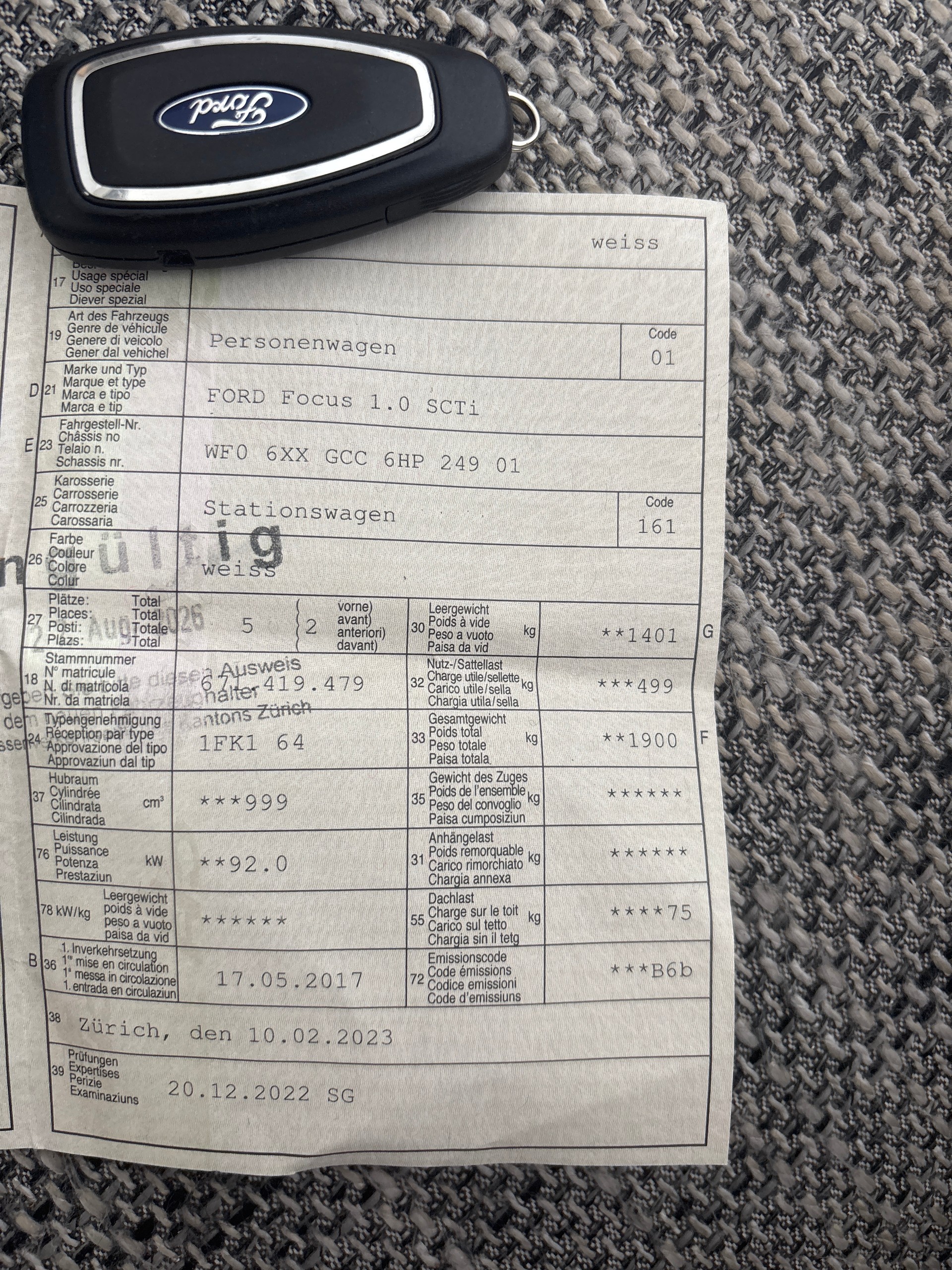 FORD Focus 1.0 SCTi ST Line Automatic-image-14