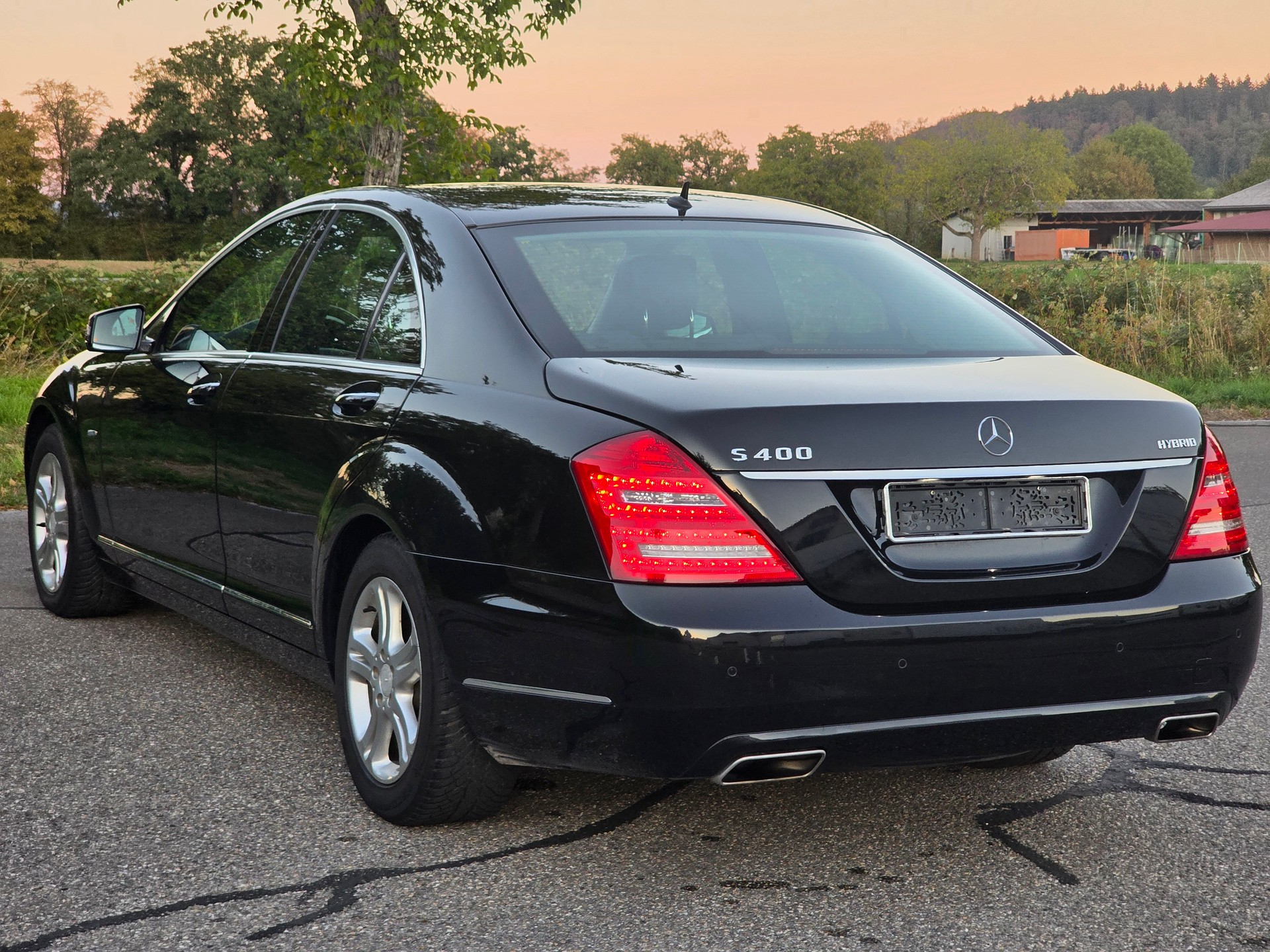 MERCEDES-BENZ S 400 Hybrid 7G-Tronic-image-5