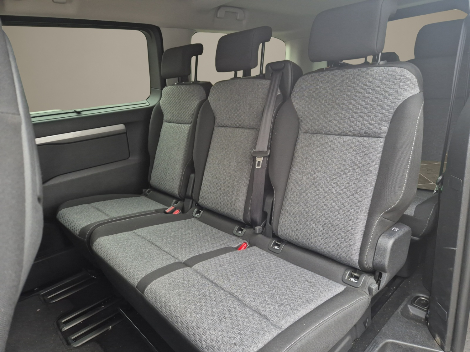 TOYOTA PROACE Verso L2 2.0 D Trend-image-9