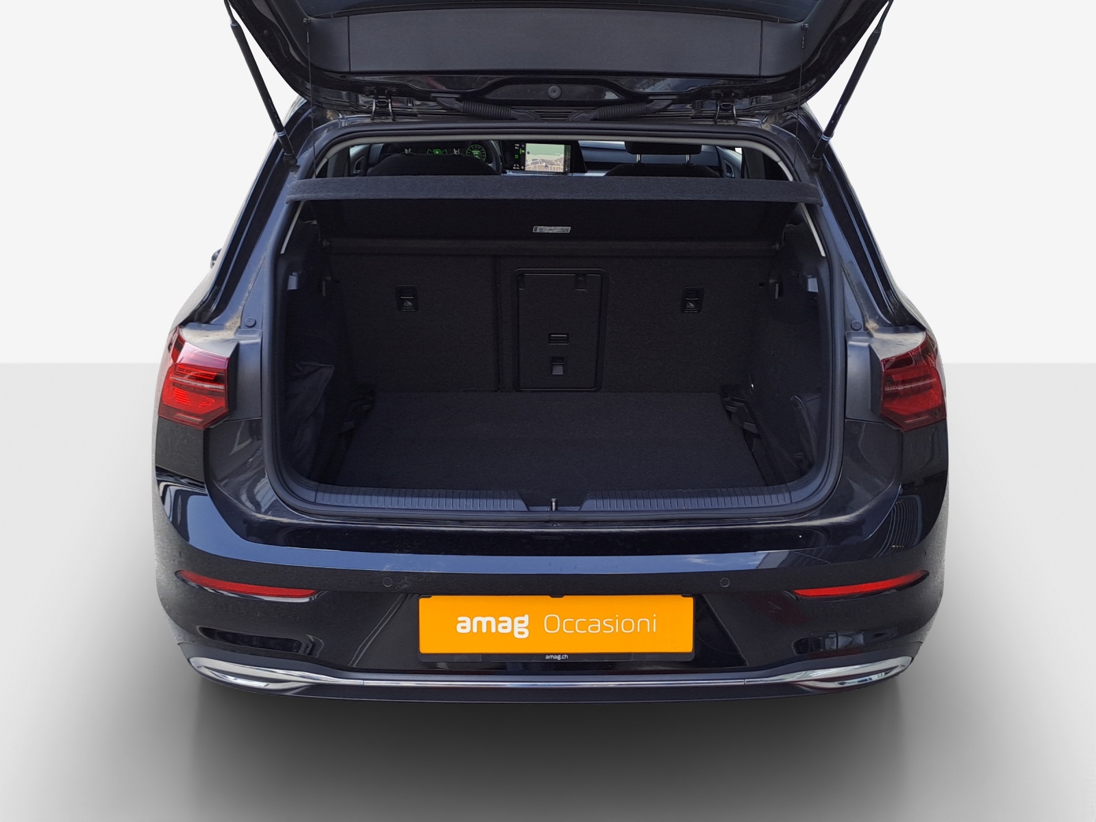 VW Golf 1.5 eTSI mHEV ACT Style DSG-image-12