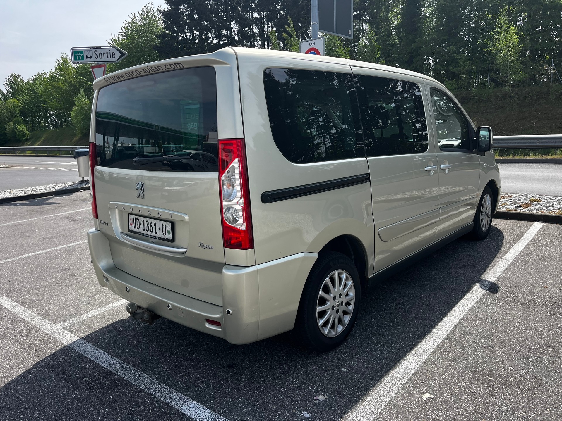 PEUGEOT Expert Tepee 2.0 HDi Confort L1-image-4