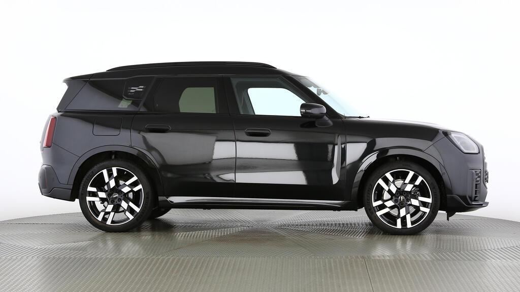 MINI Countryman S ALL4-image-2