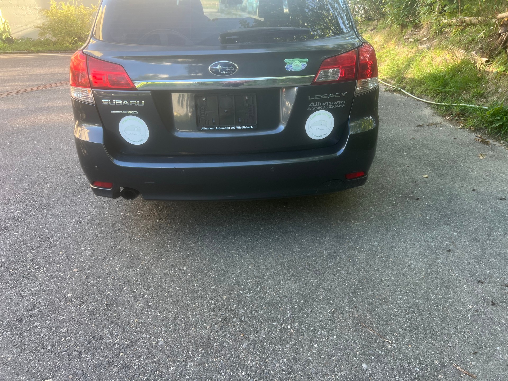SUBARU Legacy 2.0i Swiss Special AWD-image-5