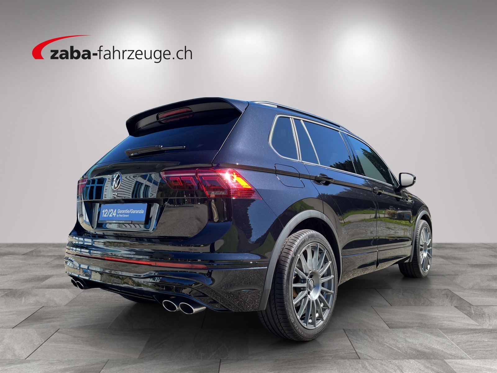 VW Tiguan 2.0TSI R 4Motion DSG-image-4