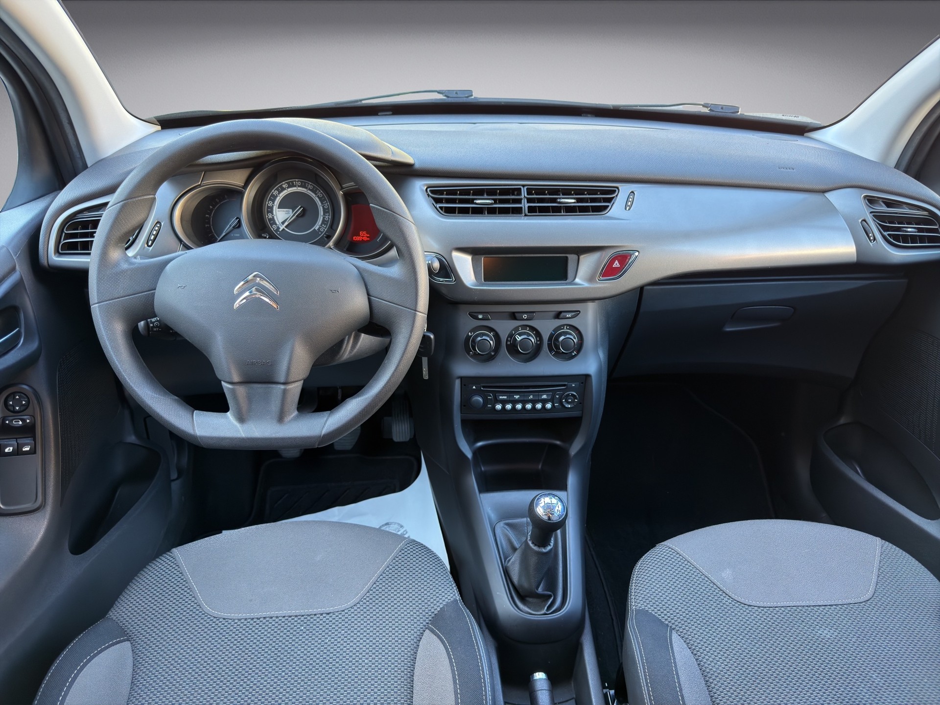 CITROEN C3 1.2i Sélection-image-9