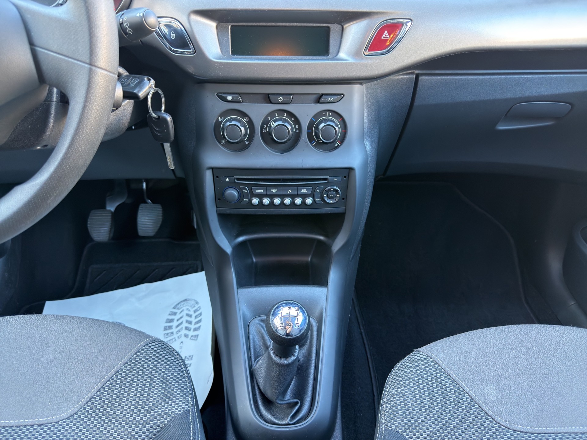 CITROEN C3 1.2i Sélection-image-10