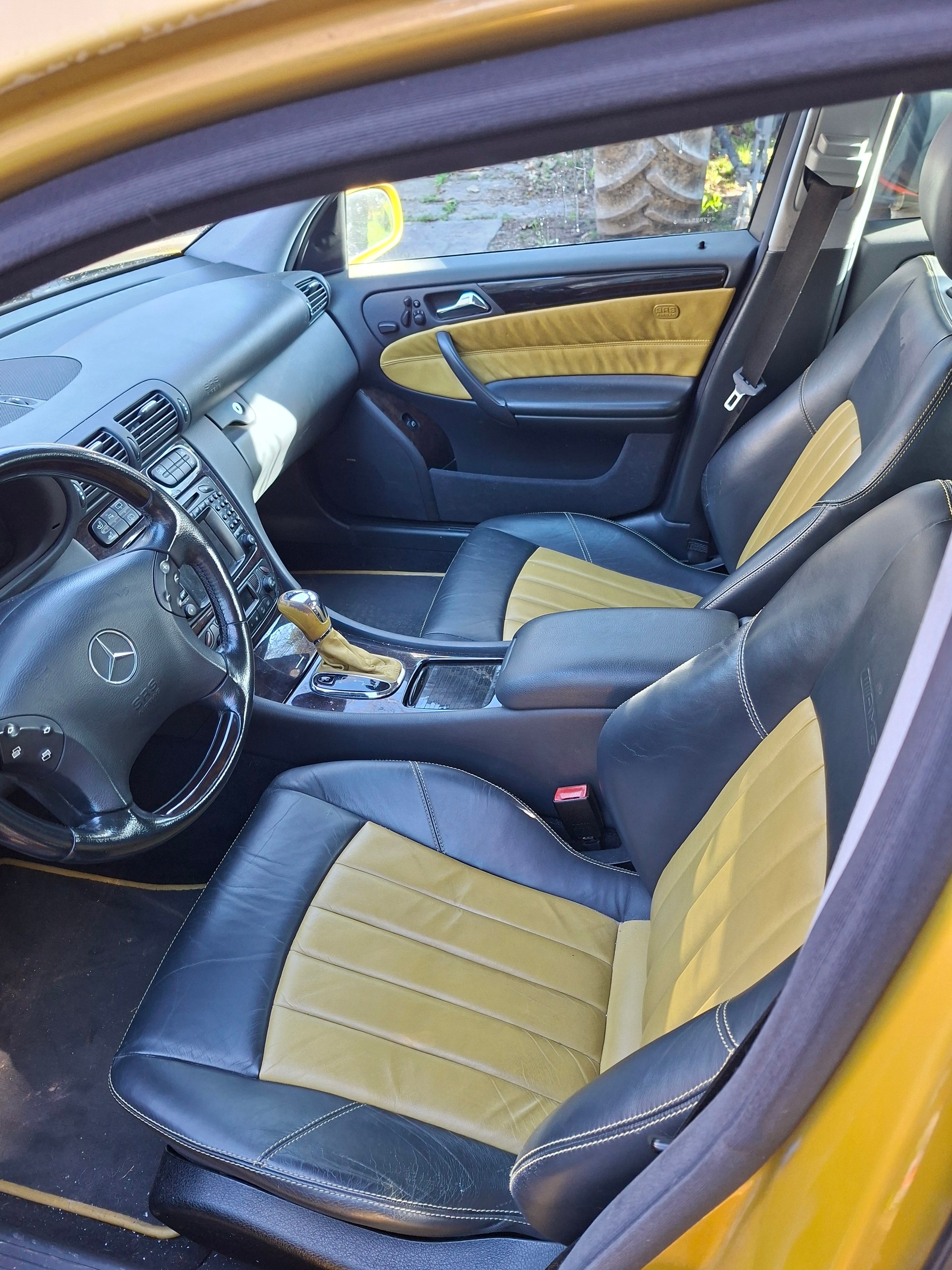 MERCEDES-BENZ C 32 V6 AMG-image-2