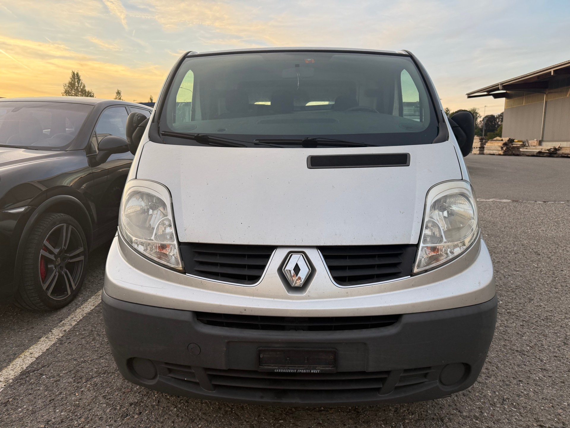RENAULT Trafic 2.0 dCi 90 2.7t L1H1-image-0