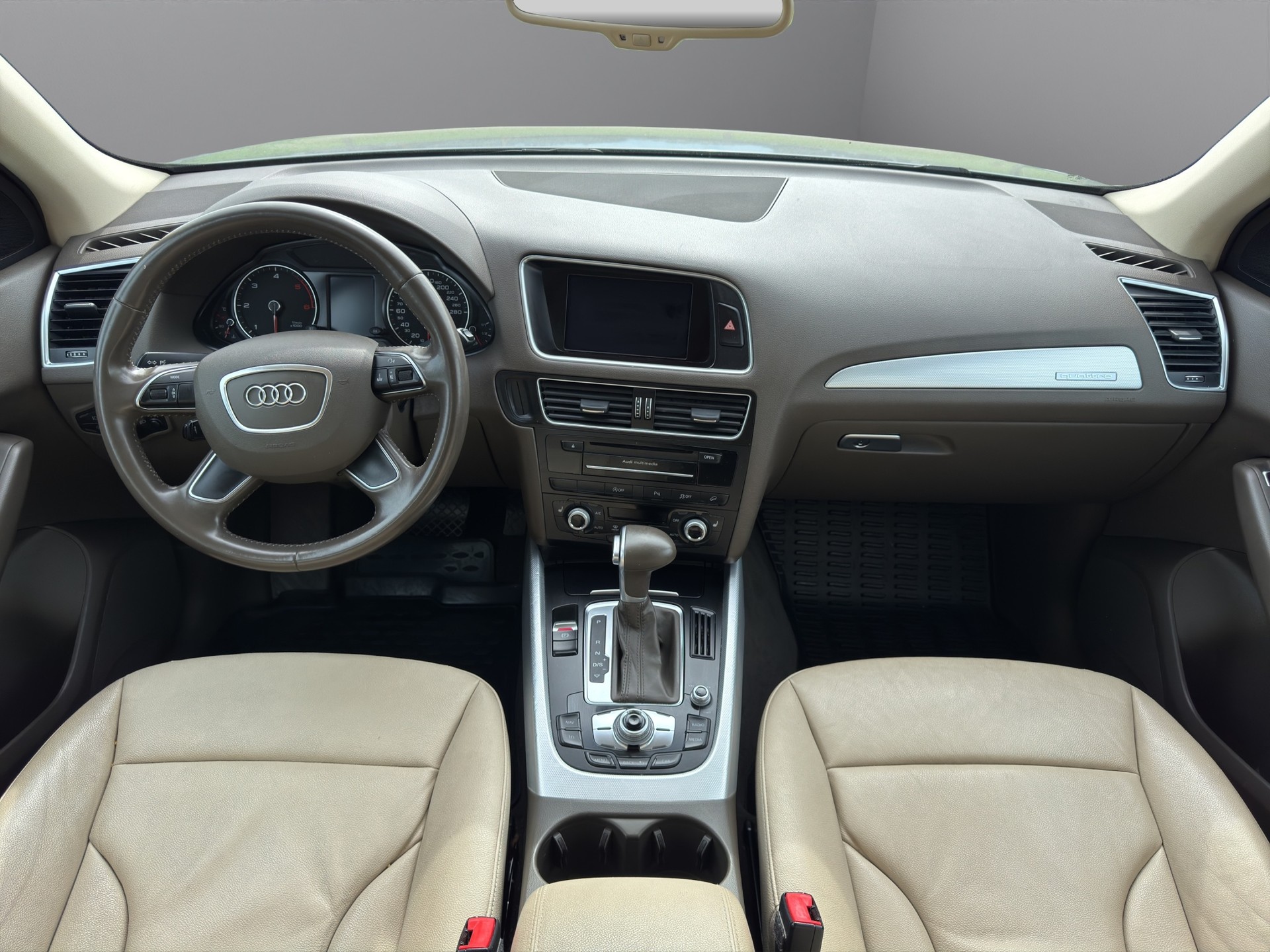 AUDI Q5 2.0 TDI quattro S-tronic-image-15